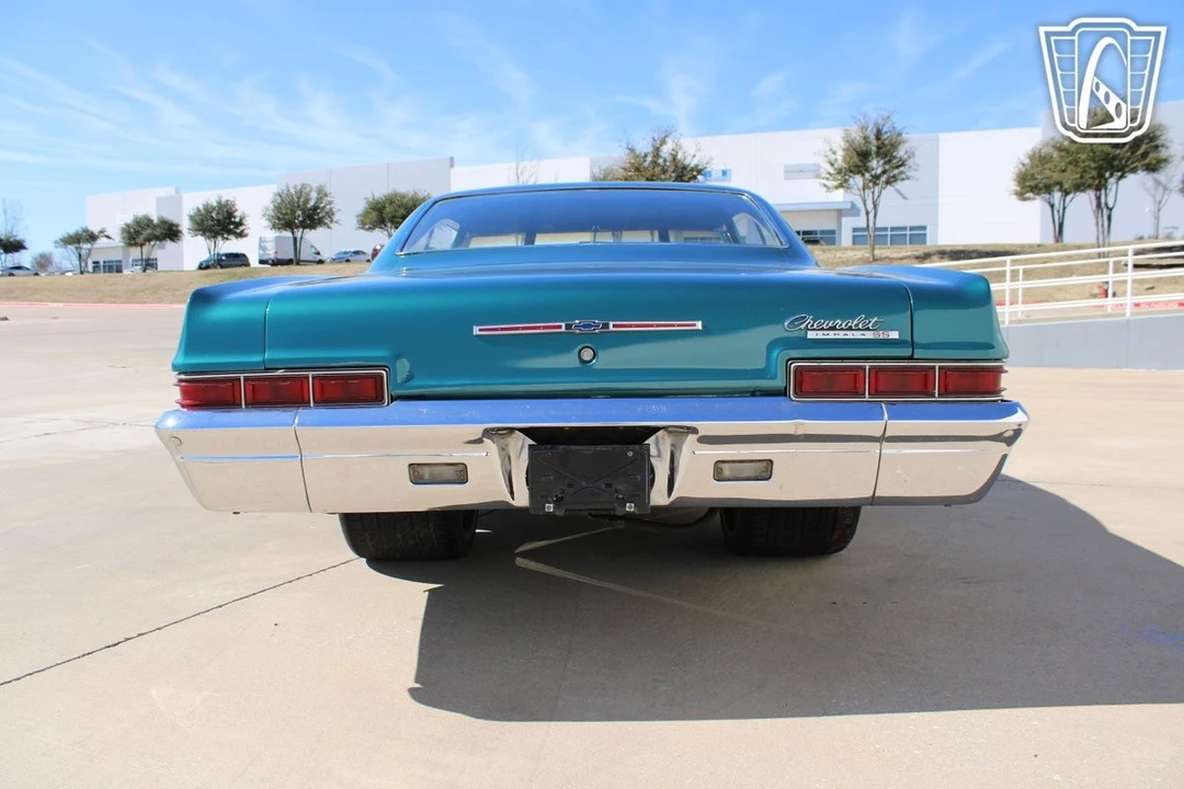 1966 Chevrolet Impala 4th Gen - Image 15 of 21