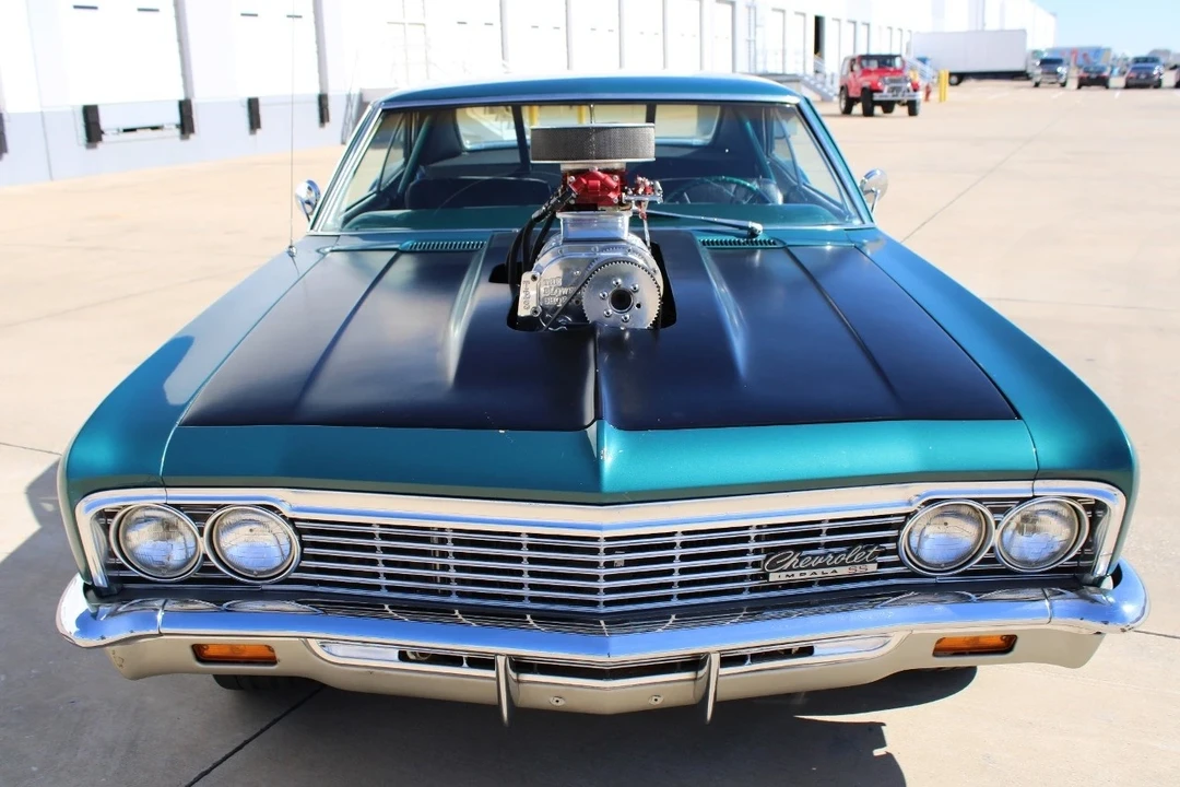 1966 Chevrolet Impala 3rd Gen - Image 11 of 12