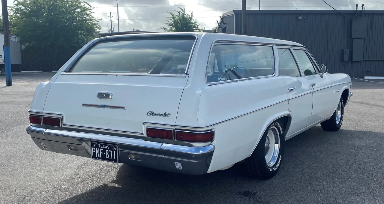 1966 Chevrolet Impala 4th Gen - Image 9 of 31