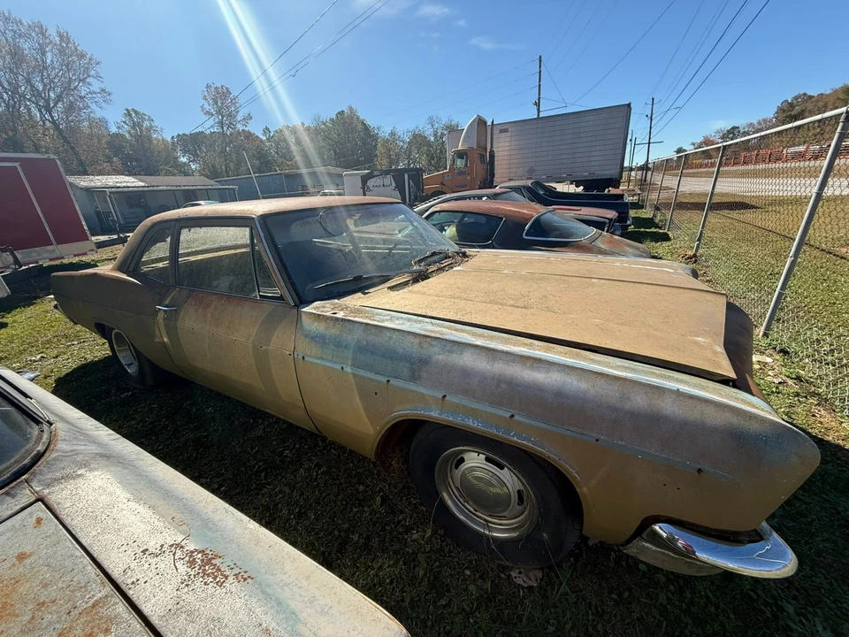 1966 Chevrolet - Image 2 of 4