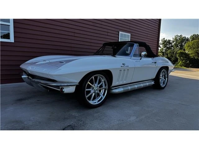 1966 Chevrolet Corvette C2 - Image 8 of 21