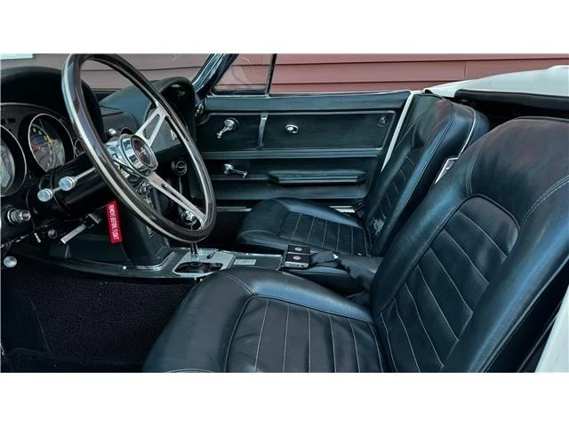 1966 Chevrolet Corvette C2 - Image 15 of 21