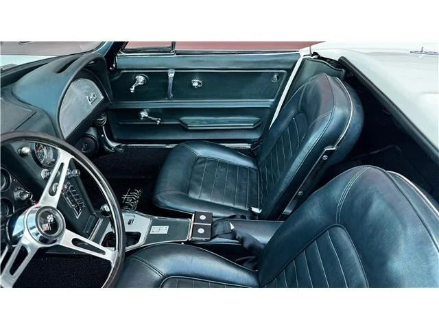 1966 Chevrolet Corvette C2 - Image 14 of 21