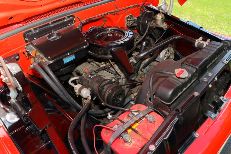 1966 Chevrolet Suburban 5th Gen - Image 7 of 12