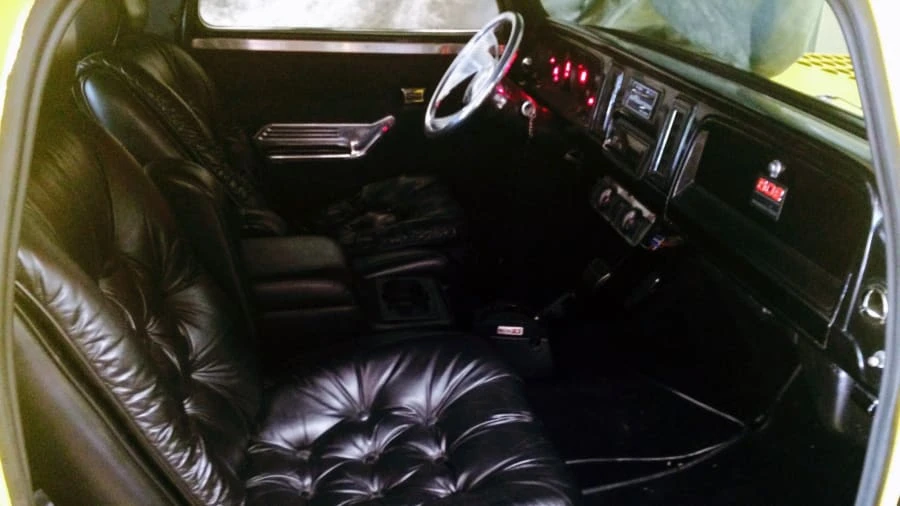 1966 Chevrolet Suburban 5th Gen - Image 5 of 9