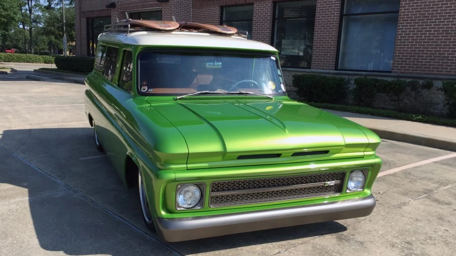 1966 Chevrolet Suburban 5th Gen - Image 8 of 9
