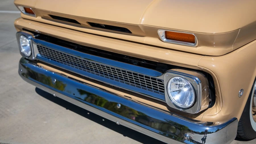 1966 Chevrolet Suburban 5th Gen - Image 17 of 20
