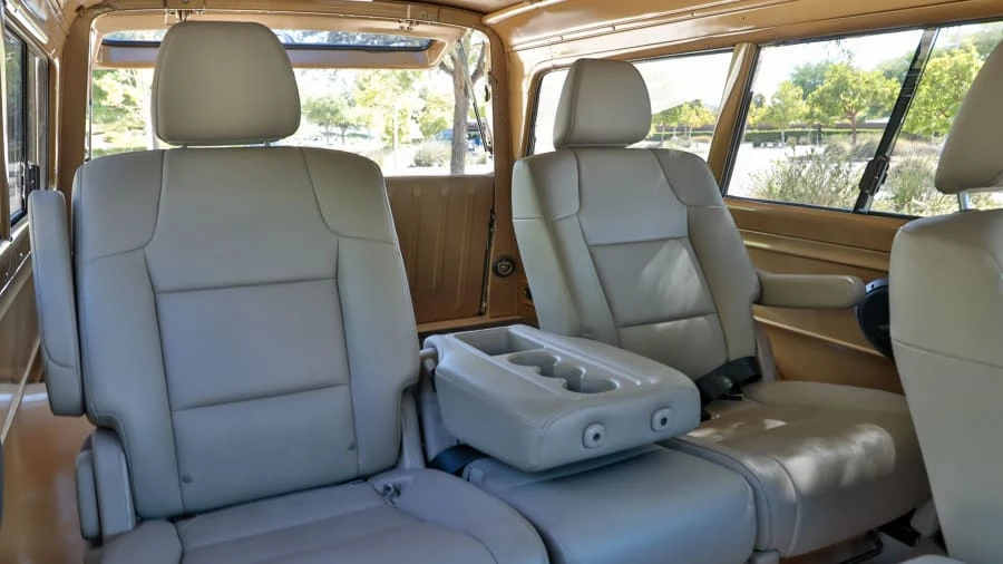 1966 Chevrolet Suburban 5th Gen - Image 18 of 20