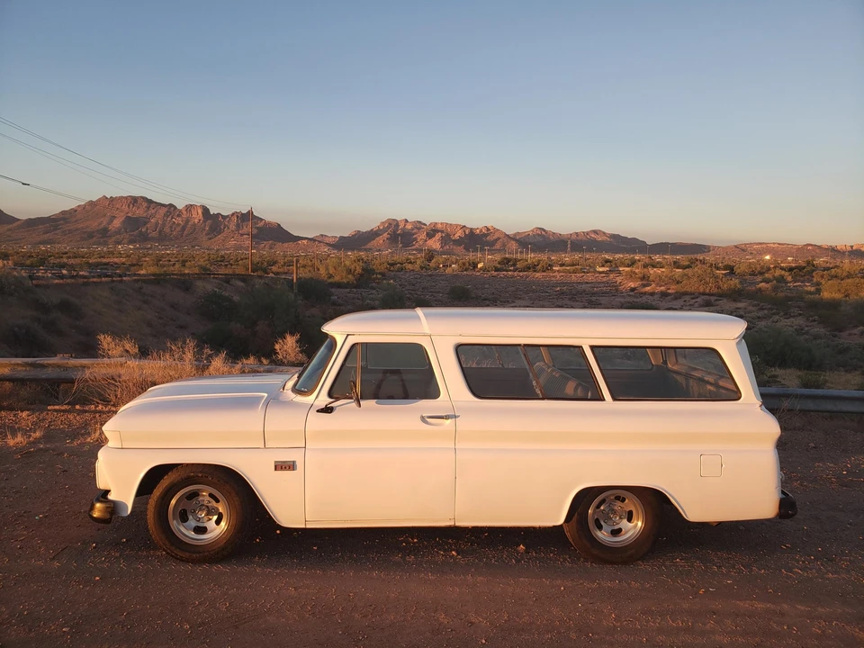 1966 Chevrolet Suburban 5th Gen - Image 19 of 31