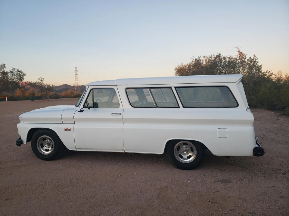 1966 Chevrolet Suburban 5th Gen - Image 18 of 31