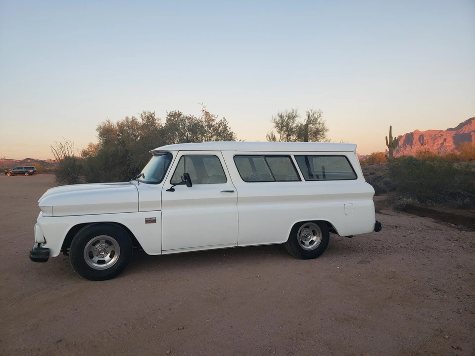 1966 Chevrolet Suburban 5th Gen - Image 17 of 31