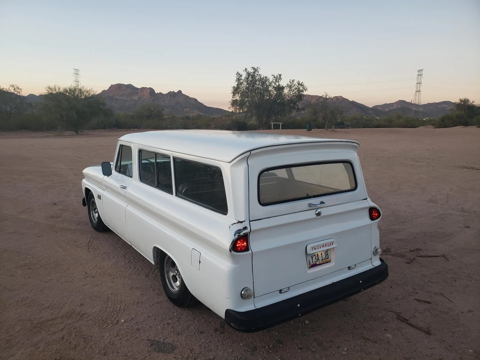 1966 Chevrolet Suburban 5th Gen - Image 29 of 31