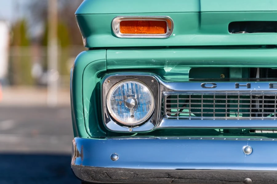 1966 Chevrolet Suburban 5th Gen - Image 10 of 26