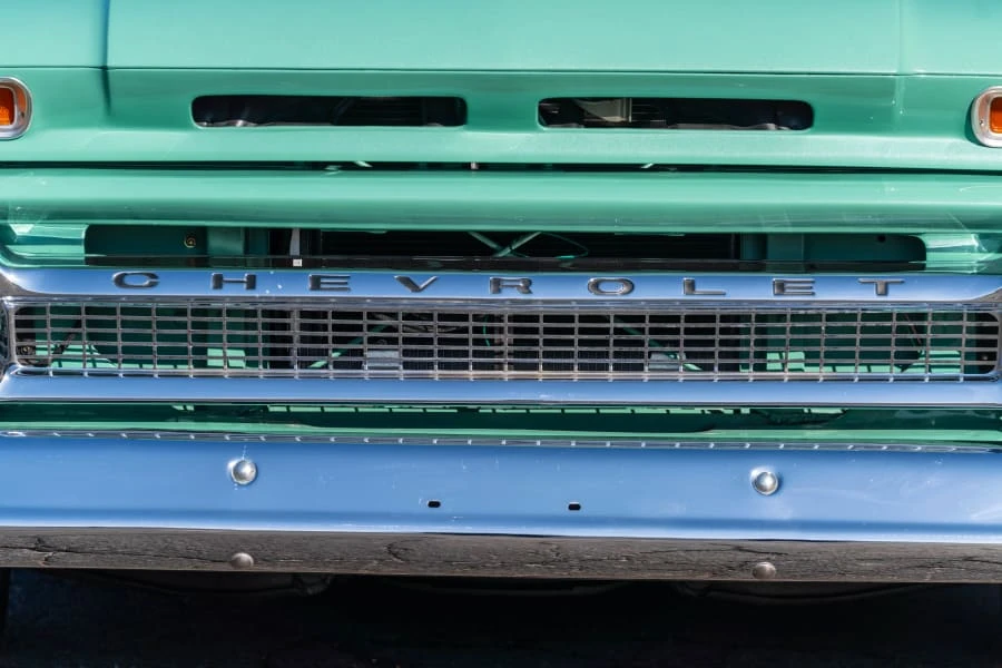 1966 Chevrolet Suburban 5th Gen - Image 14 of 26