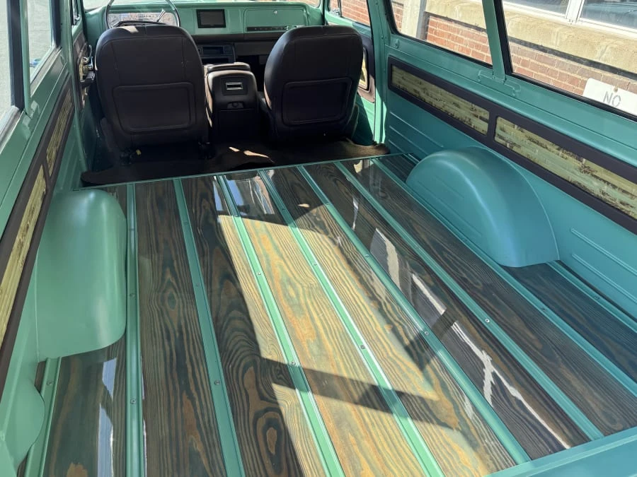 1966 Chevrolet Suburban 5th Gen - Image 8 of 11