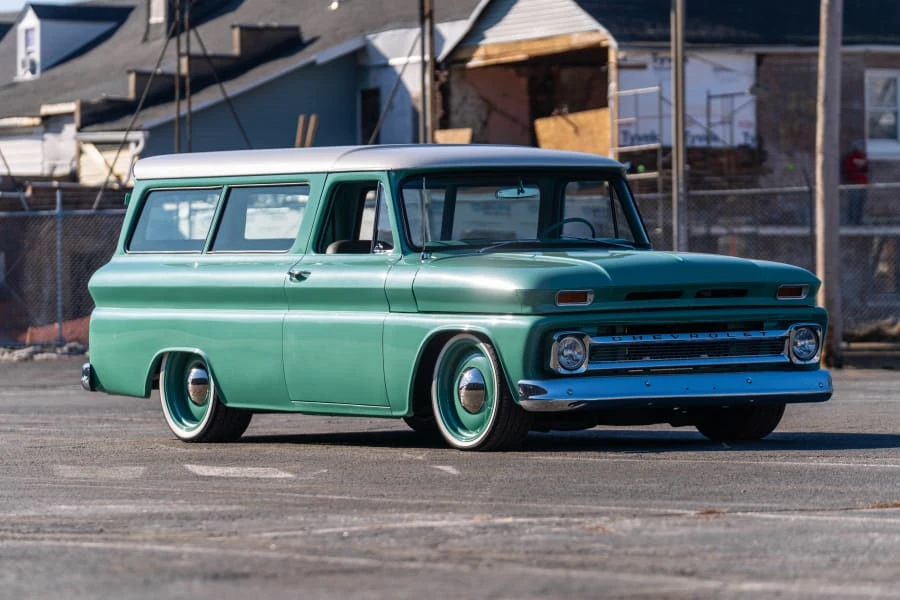 1966 Chevrolet Suburban 5th Gen - Image 6 of 26
