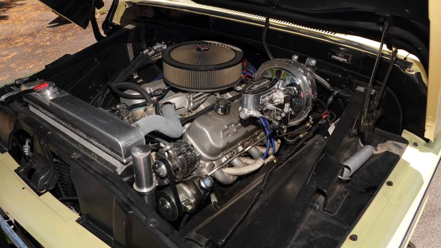 1966 Chevrolet Suburban 5th Gen - Image 6 of 25