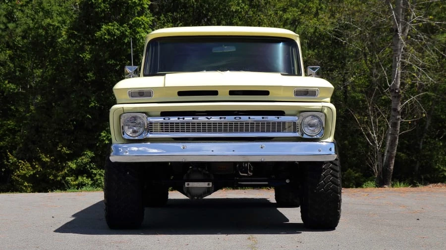 1966 Chevrolet Suburban 5th Gen - Image 14 of 25