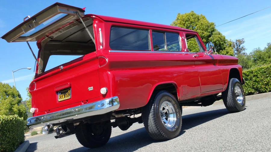 1966 Chevrolet Suburban 5th Gen - Image 3 of 11
