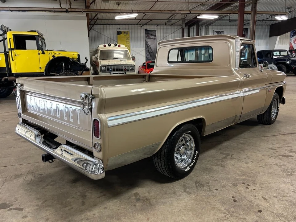 1966 Chevrolet - Image 6 of 31