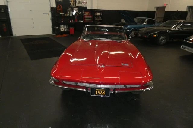 1966 Chevrolet Corvette C2 - Image 6 of 20