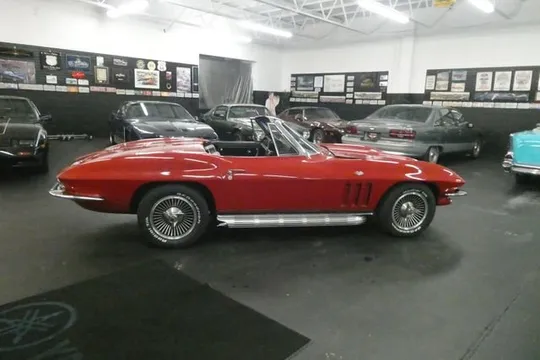 1966 Chevrolet Corvette C2 - Image 2 of 20