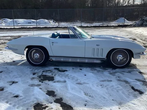 1966 Chevrolet Corvette C2 - Image 4 of 20