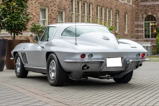 1966 Chevrolet Corvette C2 - Image 2 of 4