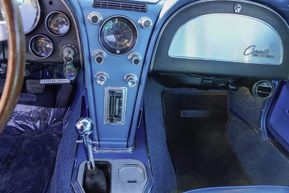 1966 Chevrolet Corvette C2 - Image 12 of 19