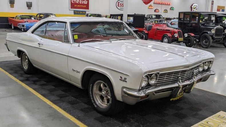 1966 Chevrolet Impala 4th Gen - Image 2 of 9