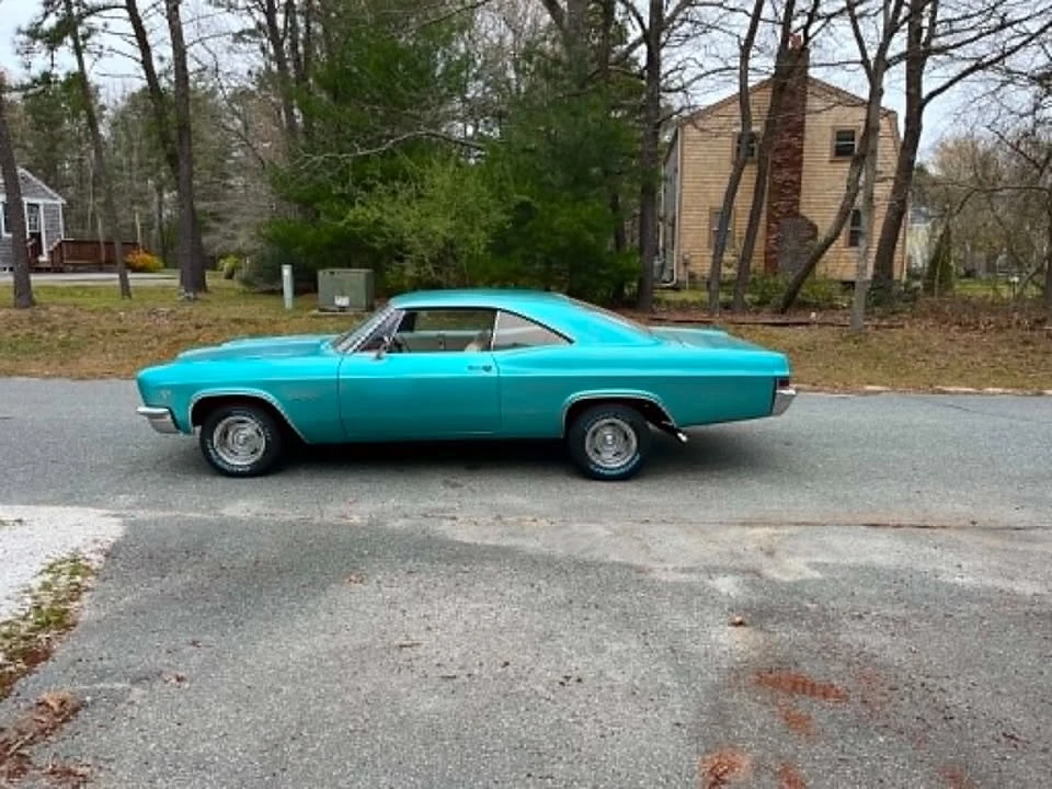 1966 Chevrolet Impala SS 4th Gen - Image 7 of 16