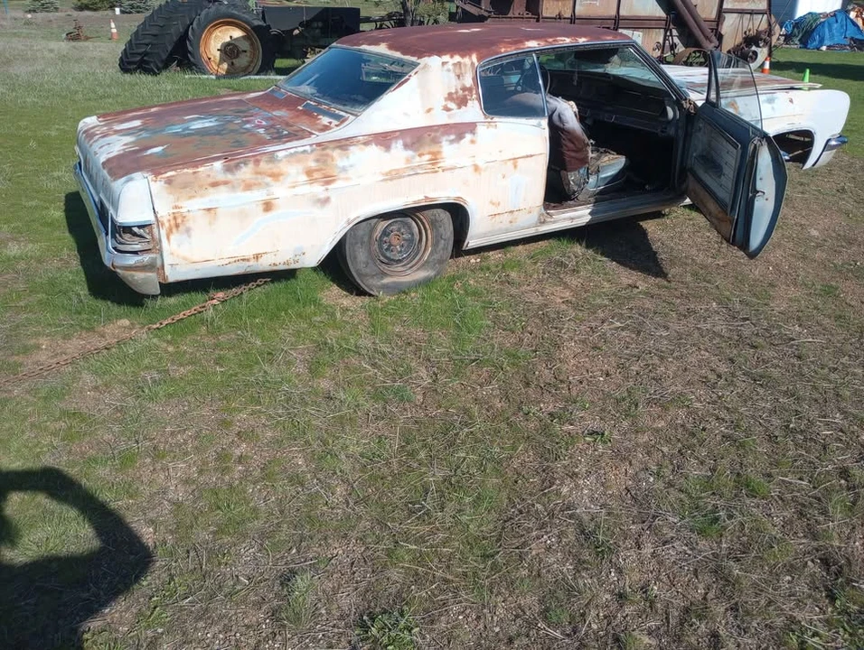 1966 Chevrolet Caprice - Image 3 of 7