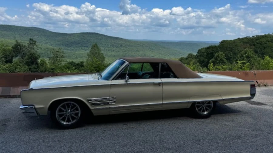 1966 Chrysler 300 Non-Letter Series - Image 8 of 10