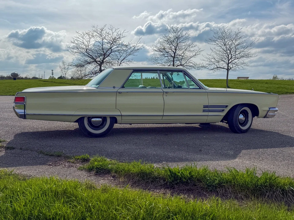 1966 Chrysler 300 Non-Letter Series - Image 25 of 31