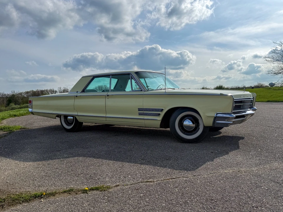 1966 Chrysler 300 Non-Letter Series - Image 24 of 31