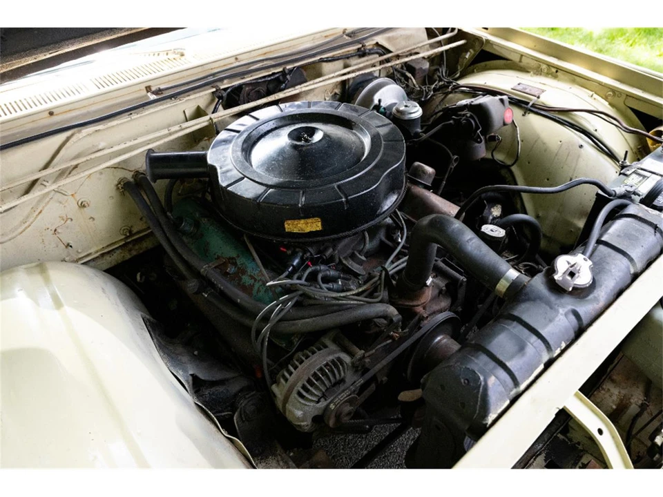1966 Chrysler New Yorker - Image 26 of 31