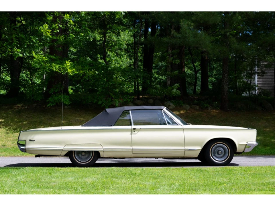 1966 Chrysler New Yorker - Image 4 of 31