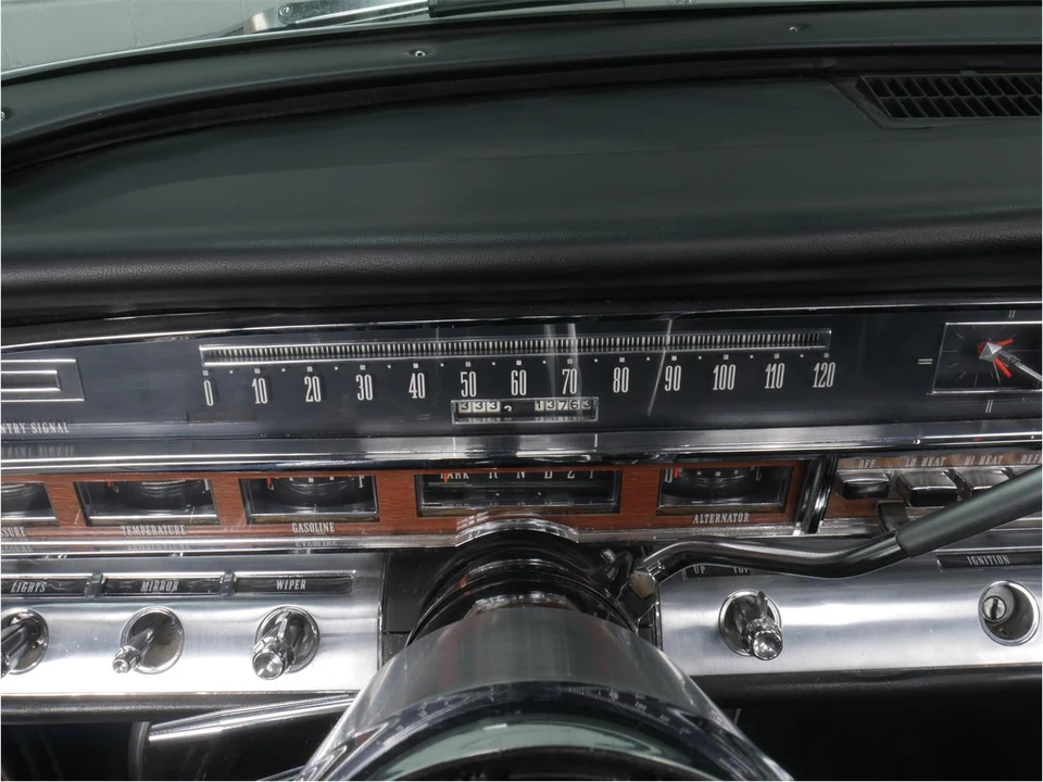 1966 Chrysler Imperial 2nd Gen - Image 29 of 31