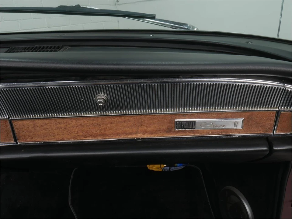 1966 Chrysler Imperial 2nd Gen - Image 26 of 31