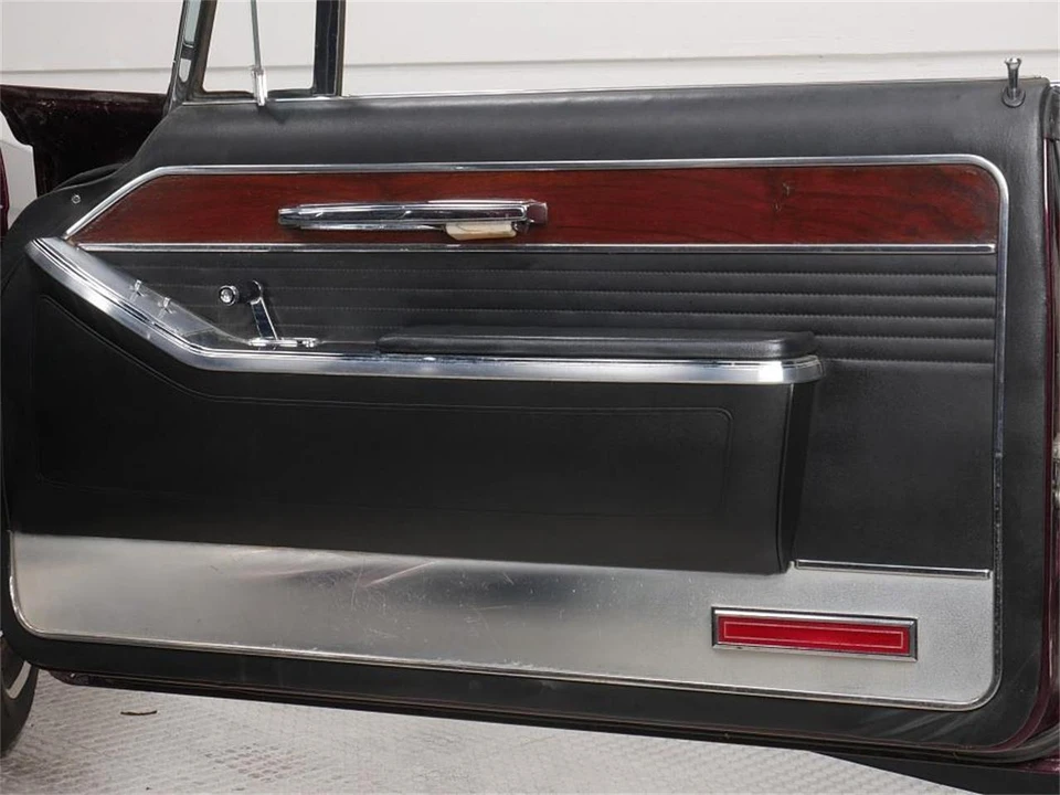 1966 Chrysler Imperial 2nd Gen - Image 23 of 31