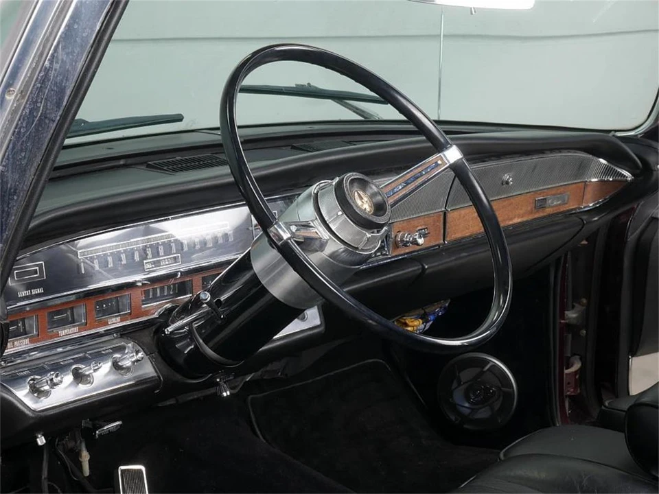 1966 Chrysler Imperial 2nd Gen - Image 24 of 31