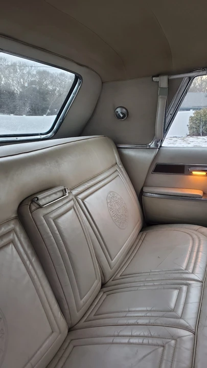 1966 Chrysler Imperial 2nd Gen - Image 15 of 31