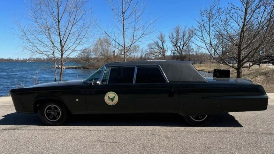 1966 Chrysler Imperial 2nd Gen - Image 25 of 27