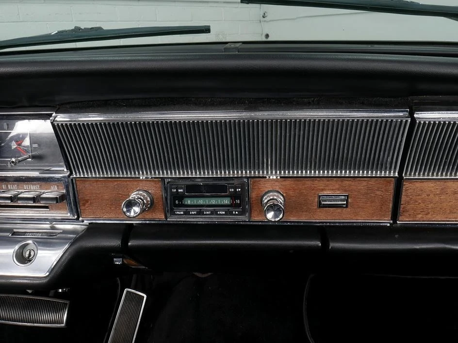 1966 Chrysler Imperial 2nd Gen - Image 27 of 31