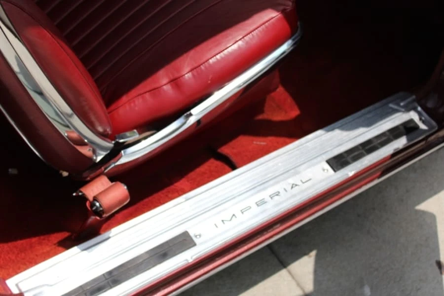 1966 Chrysler Imperial 2nd Gen - Image 8 of 12
