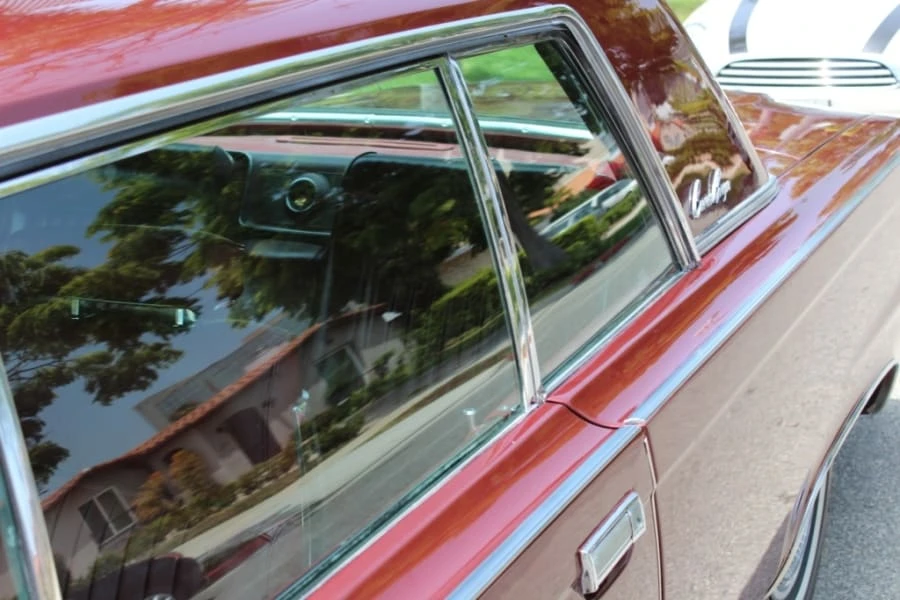 1966 Chrysler Imperial 2nd Gen - Image 9 of 12