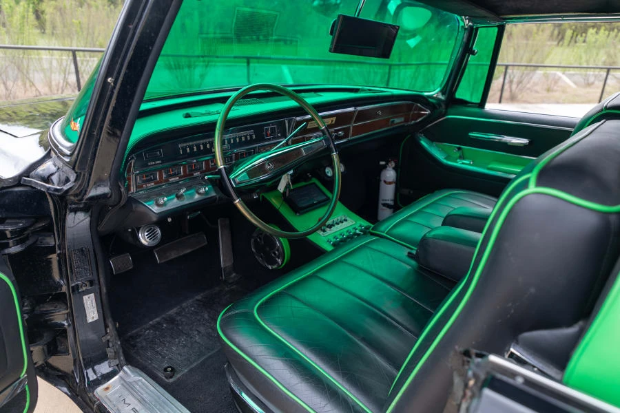 1966 Chrysler Imperial 2nd Gen - Image 29 of 31