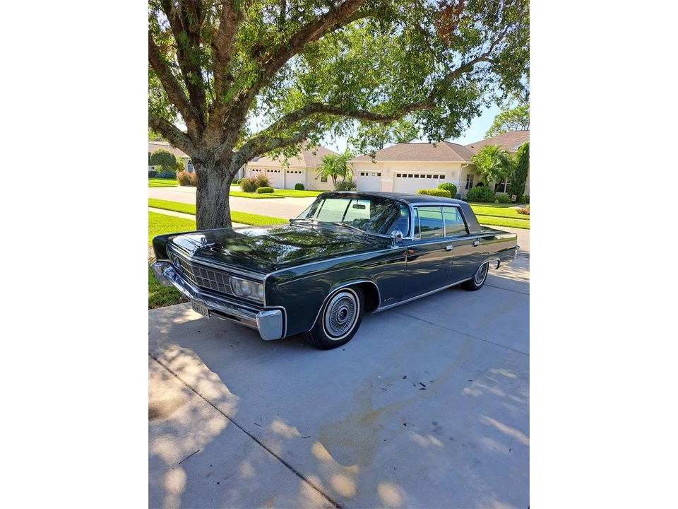 1966 Chrysler Imperial 2nd Gen - Image 3 of 11