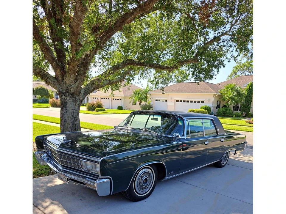 1966 Chrysler Imperial 2nd Gen - Image 6 of 11