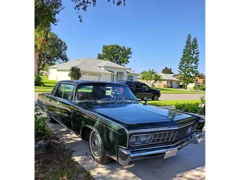 1966 Chrysler Imperial Lebaron